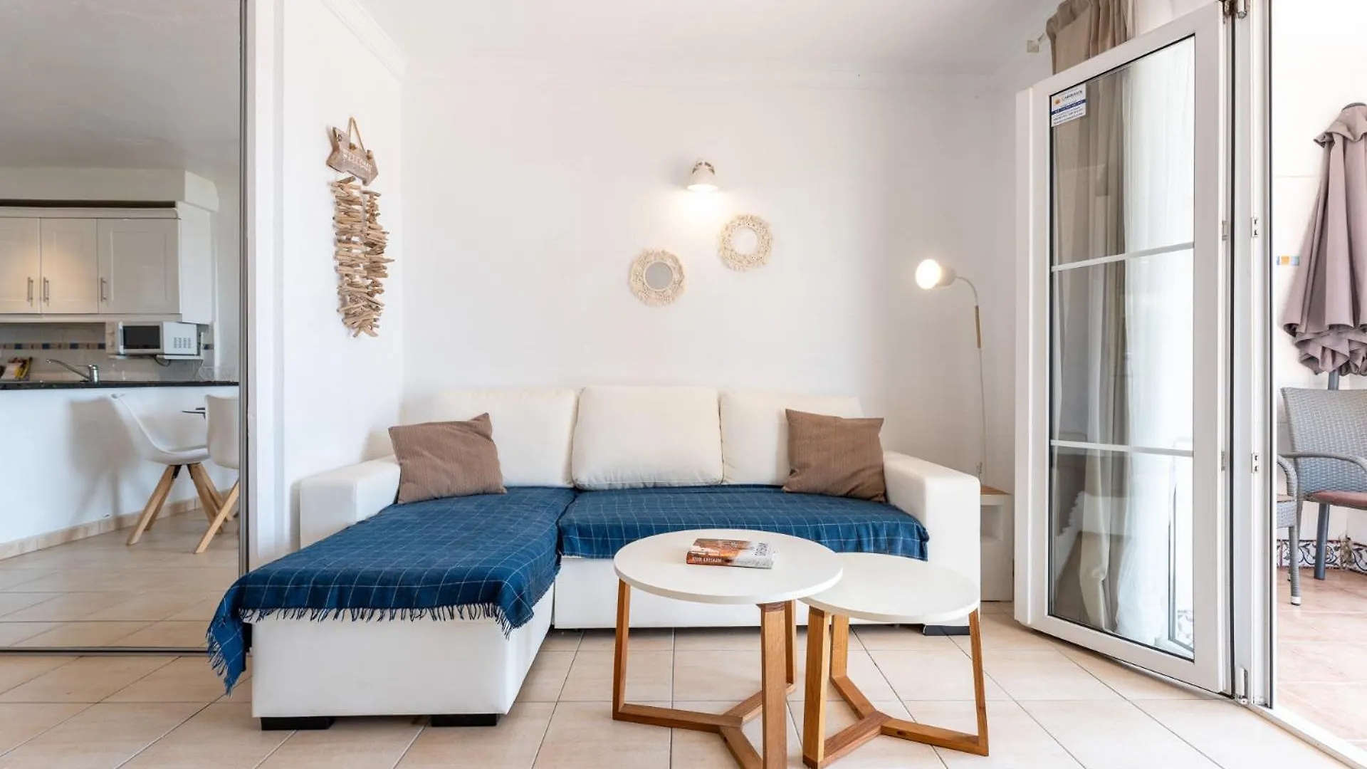 Feriehus Cozy Beach Front House With Open Sea Views Located In Calahonda Only Few Minutes Away From Marbella - Costa Del Sol - Cs120 Mijas